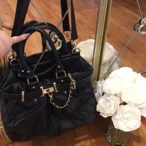 STEVE MADDEN BLACK PURSE